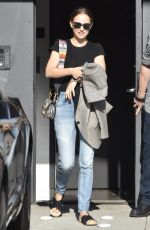 NATALIE PORTMAN Leaves a Meeting in Santa Monica 01/27/2020