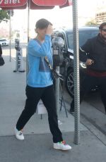 NATALIE PORTMAN Leaves Crossroads Restaurant in Los Angeles 01/15/2020