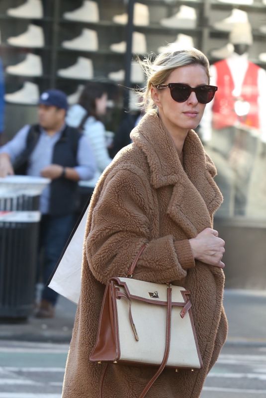 NICKY HILTON Out and About in New York 01/12/2020