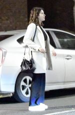 NIGELLA LAWSON Out and About in London 01/04/2020