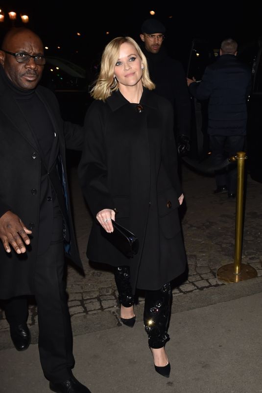 REESE WITHERSPOON Arrives at Giorgio Armani Show at Paris Fashion Week 01/21/2020