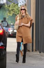 ROSIE HUNTINGTON-WHITELEY Arrives at a Salon in Beverly Hills 01/30/2020