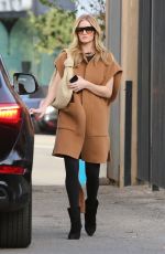 ROSIE HUNTINGTON-WHITELEY Arrives at a Salon in Beverly Hills 01/30/2020