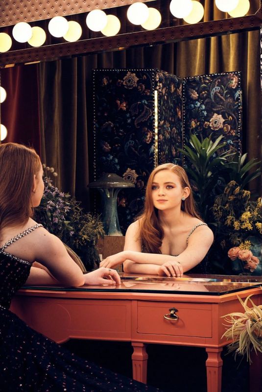 SADIE SINK for Pople Magazine Photo Booth at Sag Awards 2020