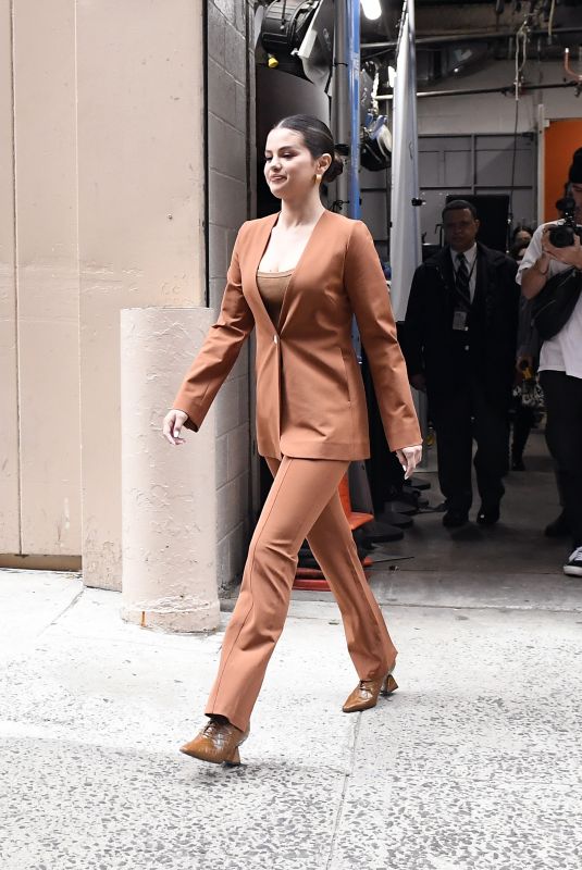 SELENA GOMEZ Arrives at Live with Kelly and Ryan in New York 01/13/2020