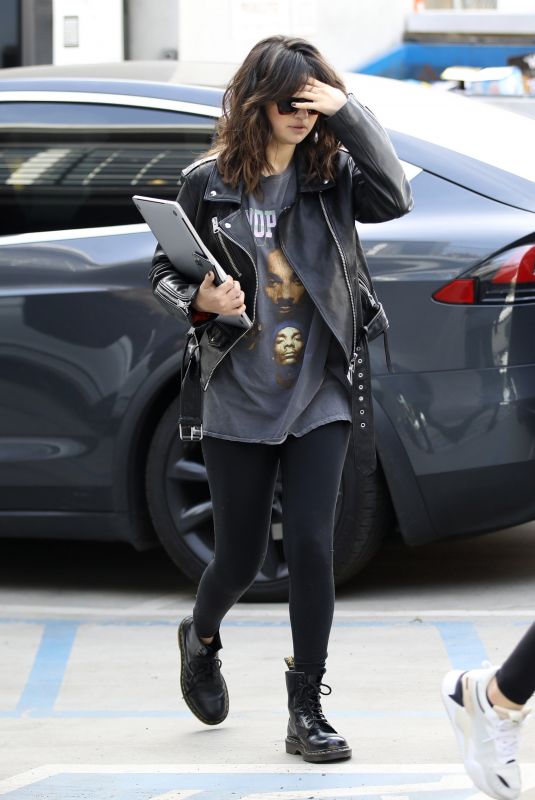 SELENA GOMEZ Arrives at Nine Zero One Salon in West Hollywood 01/30/2020