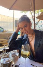 SOFIA JAMORA - Instagram Photos and Video 01/16/2020