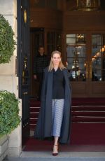 UMA THURMAN Leaves Ritz Hotel in Paris 01/20/2020