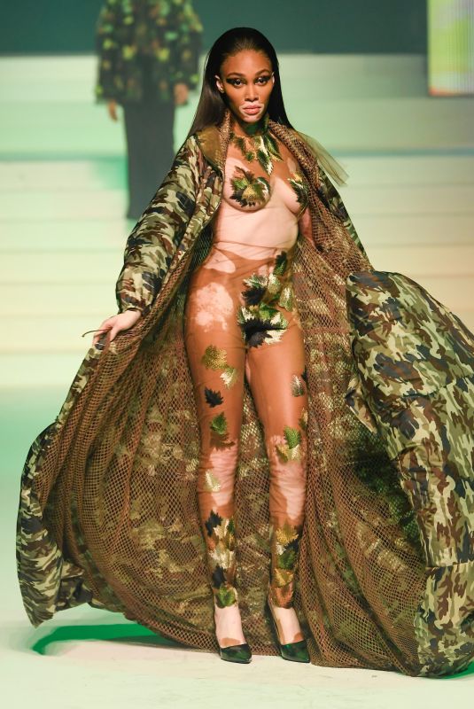 WINNIE HARLOW at Jean-Paul Gaultier Haute Couture Show in Paris 01/22/2020