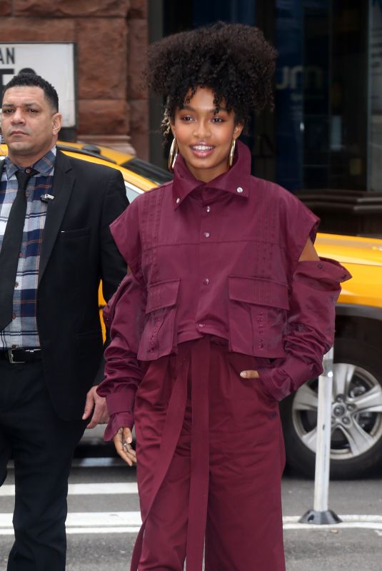 YARA SHAHIDI Arrives at Build Series in New York 01/14/2020