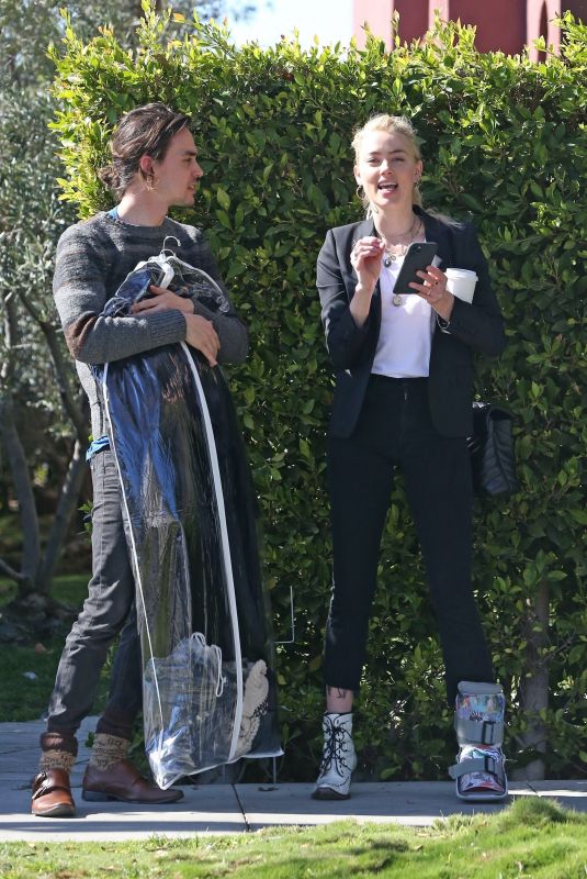 AMBER HEARD Meets with Her Stylist to Prepare for Oscars in Los Angeles 02/07/2020