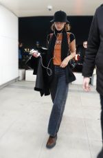 BELLA, GIGI and YOLANDA HADID Leaving Milan after Fashion Week 02/23/2020