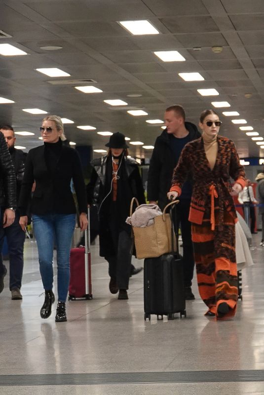 BELLA, GIGI and YOLANDA HADID Leaving Milan after Fashion Week 02/23/2020
