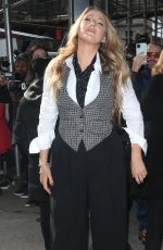 BLAKE LIVELY Arrives at Michael Kors Fashion Show in New York 02/12/2020