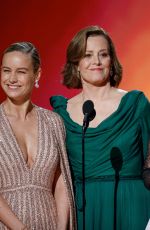 BRIE LARSON, SIGOURNEY WEAVER and GAL GADOT Speak Onstage at 2020 Academy Awards 02/09/2020