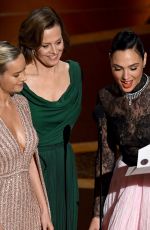 BRIE LARSON, SIGOURNEY WEAVER and GAL GADOT Speak Onstage at 2020 Academy Awards 02/09/2020