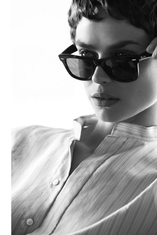 BRIGIT KOS in Harper