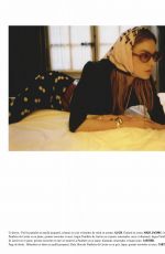 CAMILLE ROWE in L