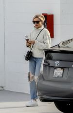 CAMERON DIAZ Leaves Medical Check-up in Santa Monica 01/31/2020