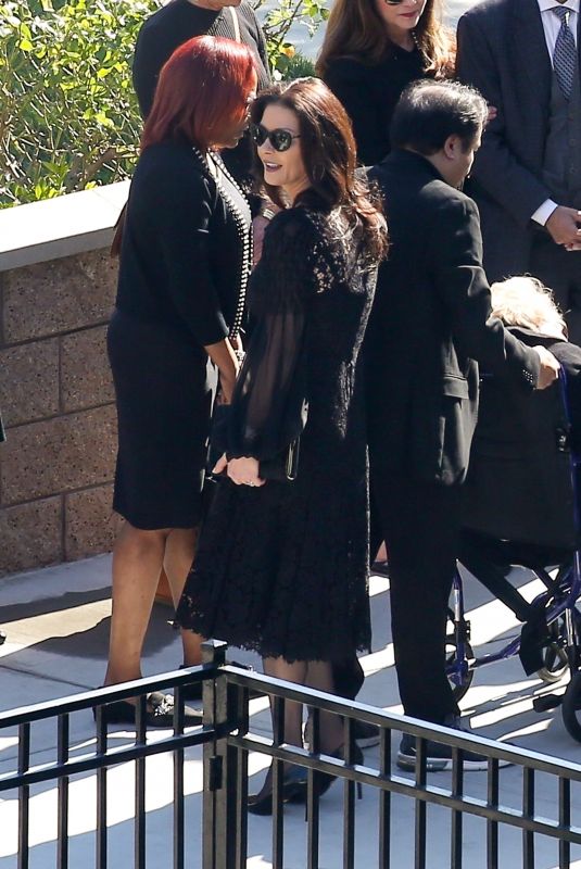 CATHERINE ZETA JONES Arrives at Kirk Douglas’ Funeral in Los Angeles 02/07/2020
