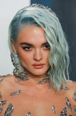 CHARLOTTE LAWRENCE at 2020 Vanity Fair Oscar Party in Beverly Hills 02/09/2020