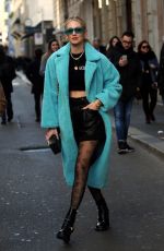 CHIARA FERRAGNI Out for Lunch in Milan 02/12/2020