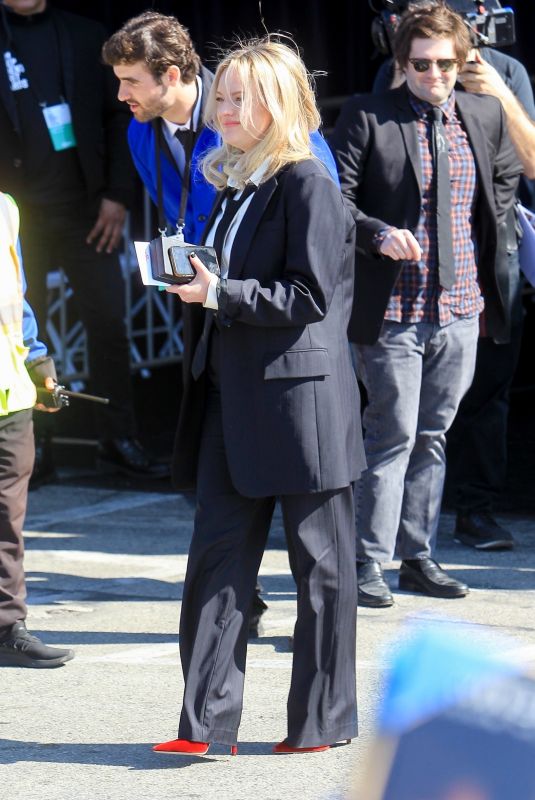 ELISABETH MOSS Arrives at Film Independent Spirit Awards in Santa Monica 02/08/2020