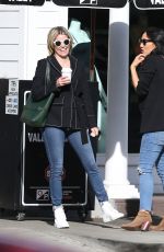 ELIZABETH BANKS Out for Breakfast in Studio City 02/13/2020