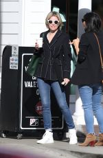 ELIZABETH BANKS Out for Breakfast in Studio City 02/13/2020