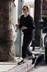 ELIZABETH BANKS Out for Iced Coffee in Los Angeles 02/24/2020