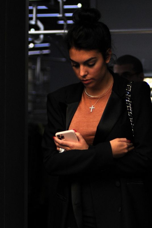 GEORGINA RODRIGUEZ Out Shopping in Milan 02/03/2020