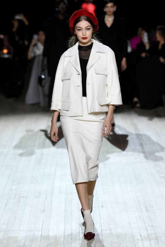 GIGI HADID at Marc Jacobs Runway Show at New York Fashion Week 02/12/2020