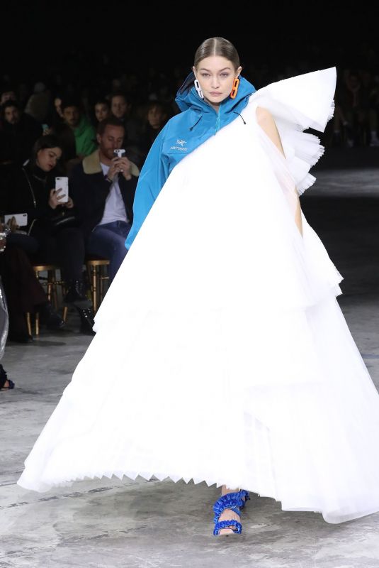 GIGI HADID at Off-white Runway Show at Paris Fashion Week 02/27/2020