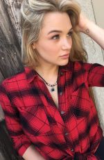 HUNTER HALEY KING - Lexas Lavalieres Necklaces Lookbook, 2016