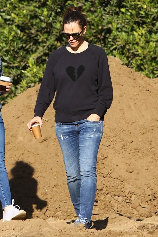 JENNIFER GARNER at a Construction Site in Brentwood 02/24/2020