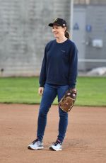 JENNIFER GARNER at a Playground in Los Angeles 02/25/2020