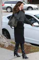 JENNIFER GARNER Out and About in Santa Monica 02/21/2020