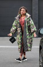 JENNIFER HUDSON Shopping at XIV Karats 02/24/2020