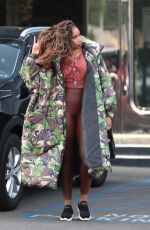 JENNIFER HUDSON Shopping at XIV Karats 02/24/2020