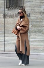 JENNIFER LAWRENCE and Cooke Maroney Out in New York 02/04/2020