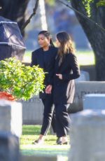 JESSICA ALBA and GABRIELLE UNION on the Set fo L.A.