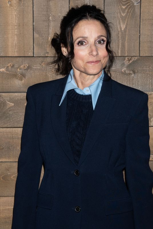 JULIA LOUIS-DREYFUS at Michael Kors Show at New York Fashion Week 02/12/2020