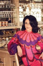 JULIA LOUIS-DREYFUS in Instyle Magazine,March 2020