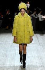 KAIA GERBER at Marc Jacobs Runway Show at New York Fashion Week 02/12/2020