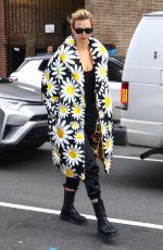KARLIE KLOSS Arrives at Marc Jacobs Fashion Show in New York 02/12/2020