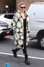 KARLIE KLOSS Arrives at Marc Jacobs Fashion Show in New York 02/12/2020