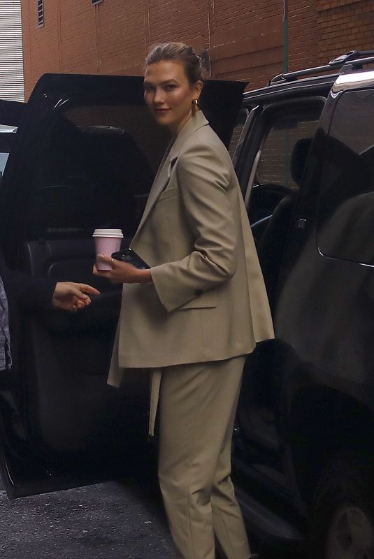 KARLIE KLOSS Arrives at Michael Kors Fahion Show at NYFW in New York 02/12/2020