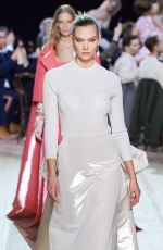 KARLIE KLOSS at Marc Jacobs Fashion Show in New York 02/12/2020