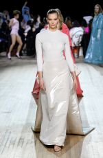 KARLIE KLOSS at Marc Jacobs Fashion Show in New York 02/12/2020
