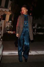 KATE HUDSON Leaves Sara Foster